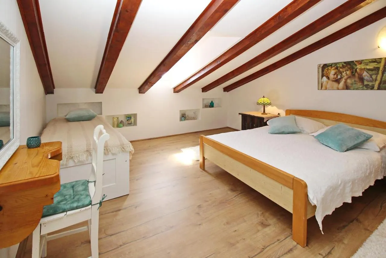 Apartments By The Sea Baska, Krk - 18862 Croatia
